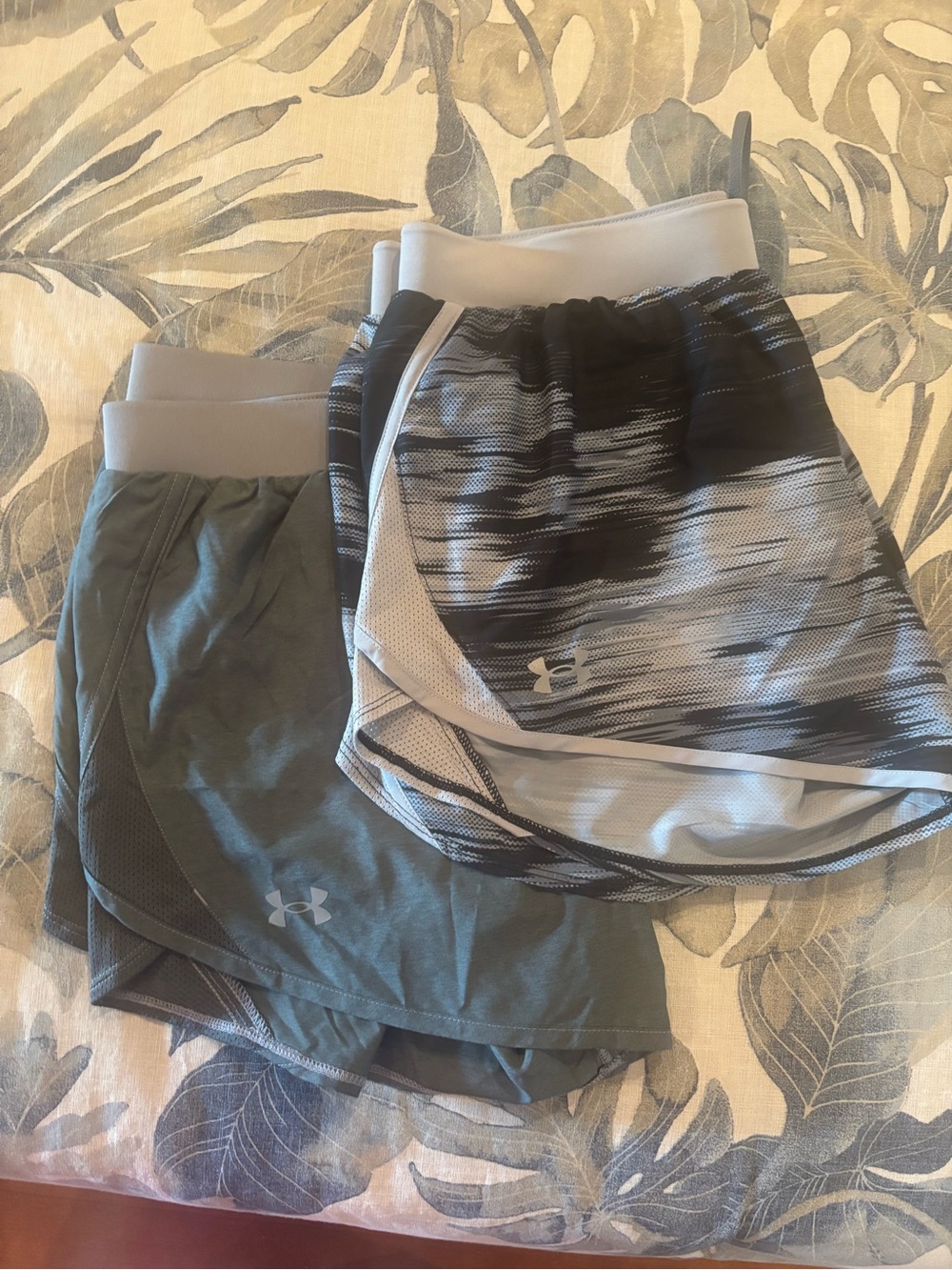 Under Armour Women’s Athletic Shorts Duo